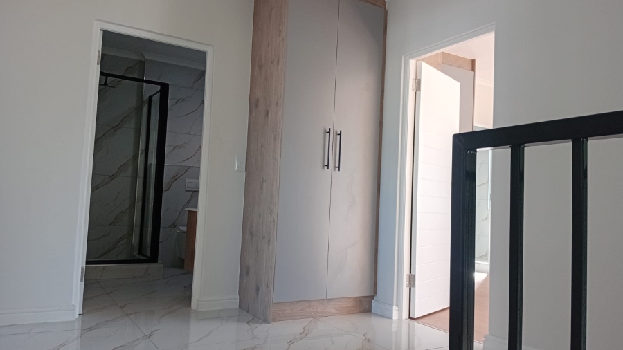 3 Bedroom Property for Sale in Sandown Western Cape